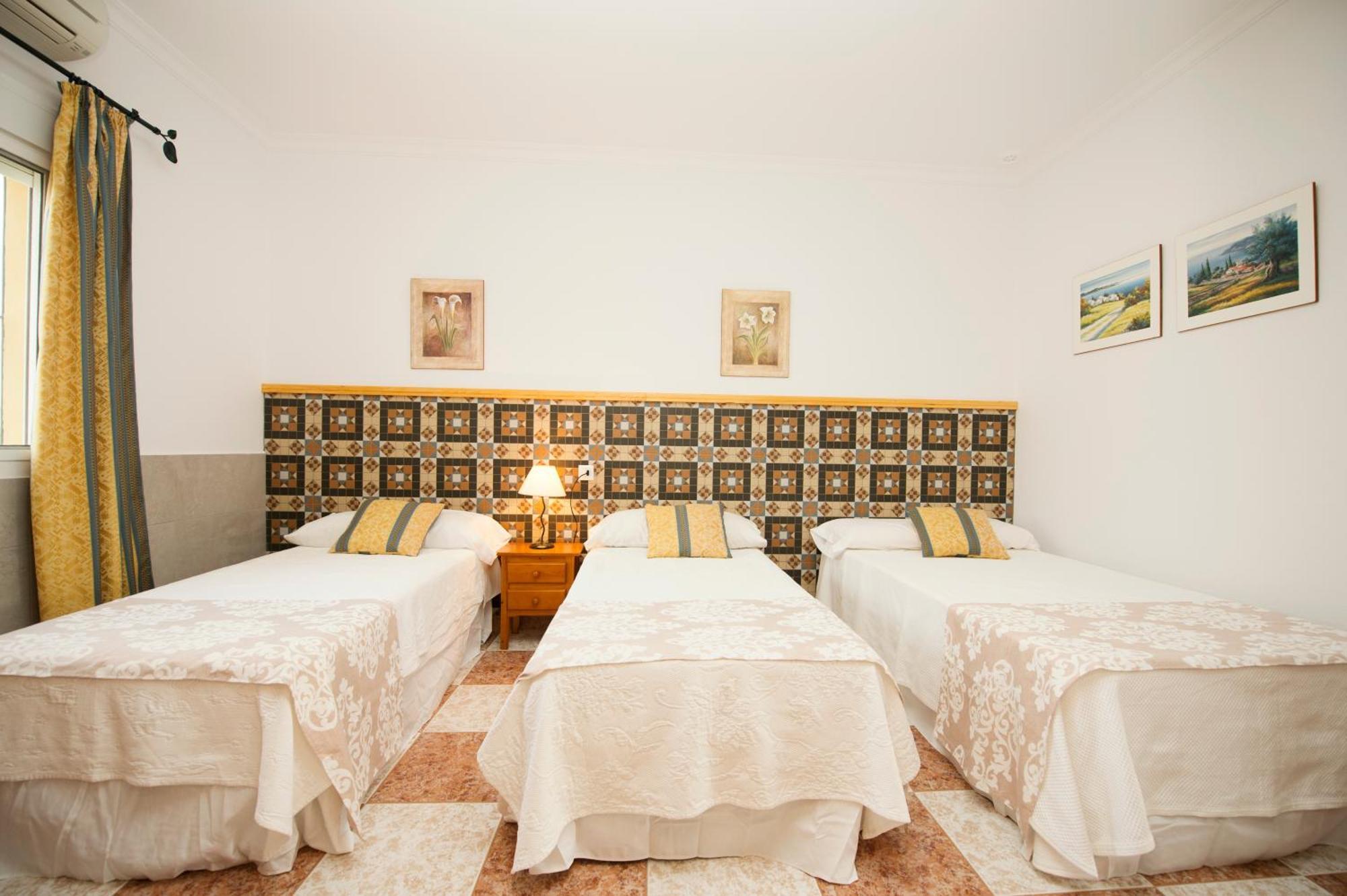 Apartamentos El Palmeral Conil De La Frontera Phòng bức ảnh